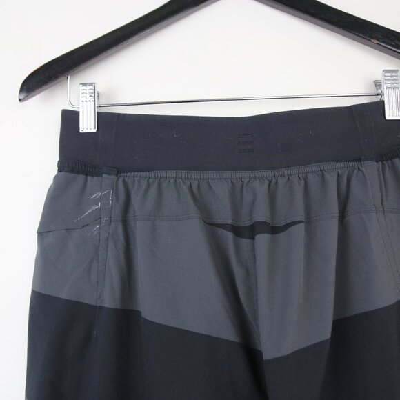 Lululemon T.H.E. Linerless Striped Black Grey Men's Swift Shorts Size XS - Picture 5 of 6